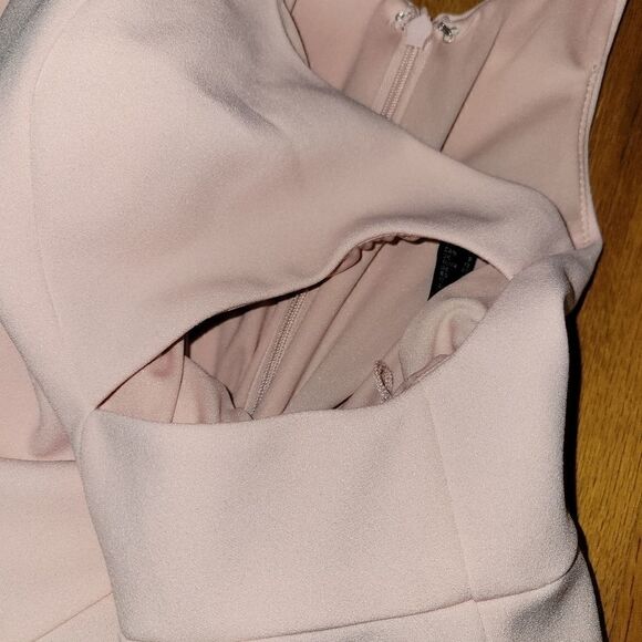 Aidan Mattox Pink Blush Side Cut-Out Dress 8 - Picture 11 of 11